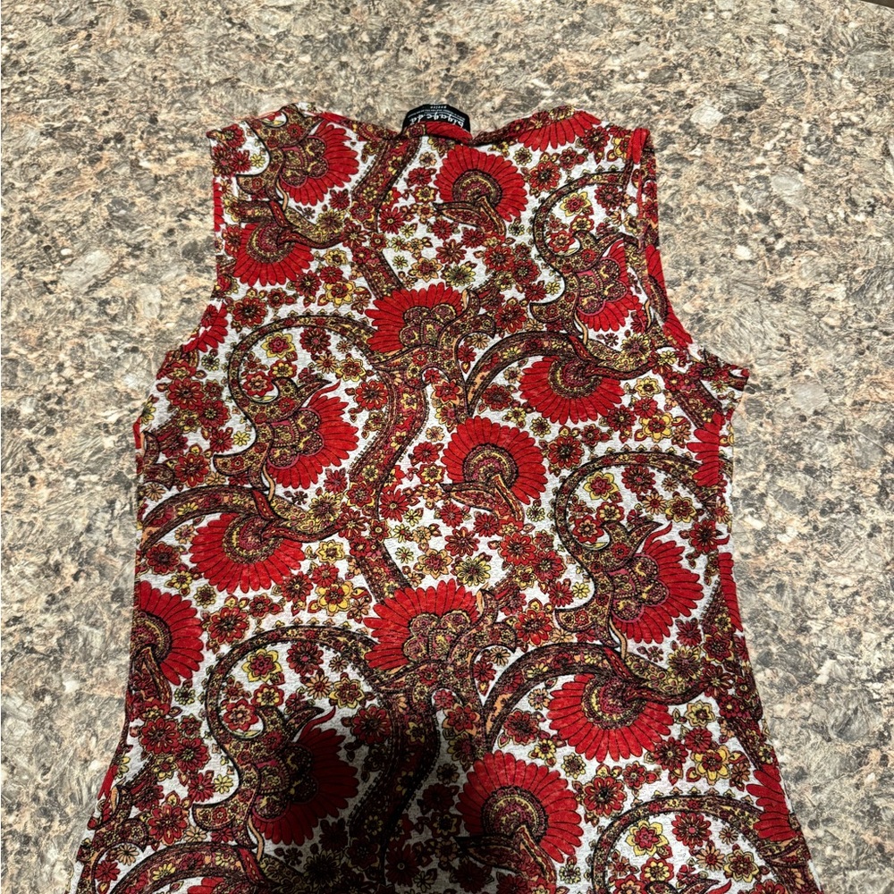 Floral Sleeveless Top